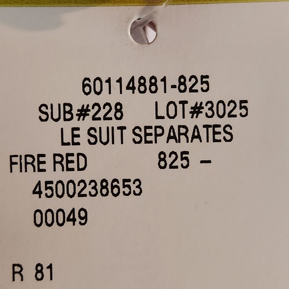 NWT Le Suit Separates Fire Red 3 Button Jacket Size 14 - Picture 16 of 16